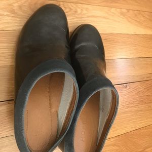 HOPP Leather mules-generously padded insole